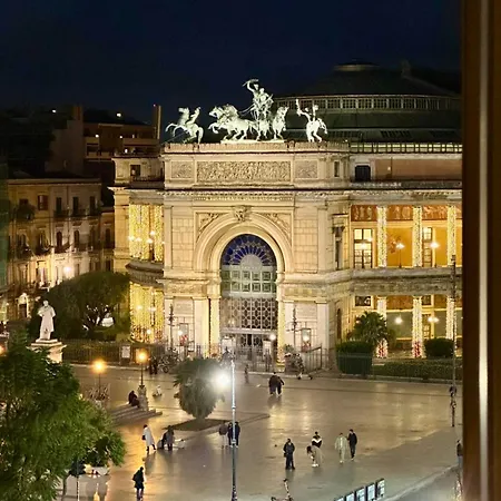 Sabatino Piazza Castelnuovo - Politeama شقة *