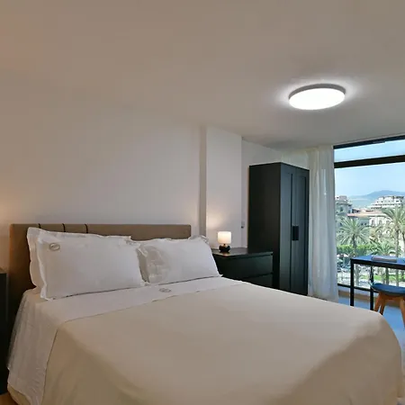 Sabatino Piazza Castelnuovo - Politeama شقة